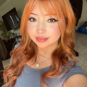 Meet your Posher, Bella